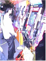 mvc-012f.jpg (16745 バイト)