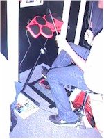 mvc-014f.jpg (13842 バイト)